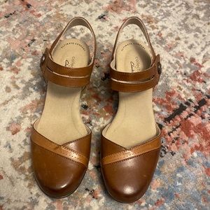 Clarks Brown Heels